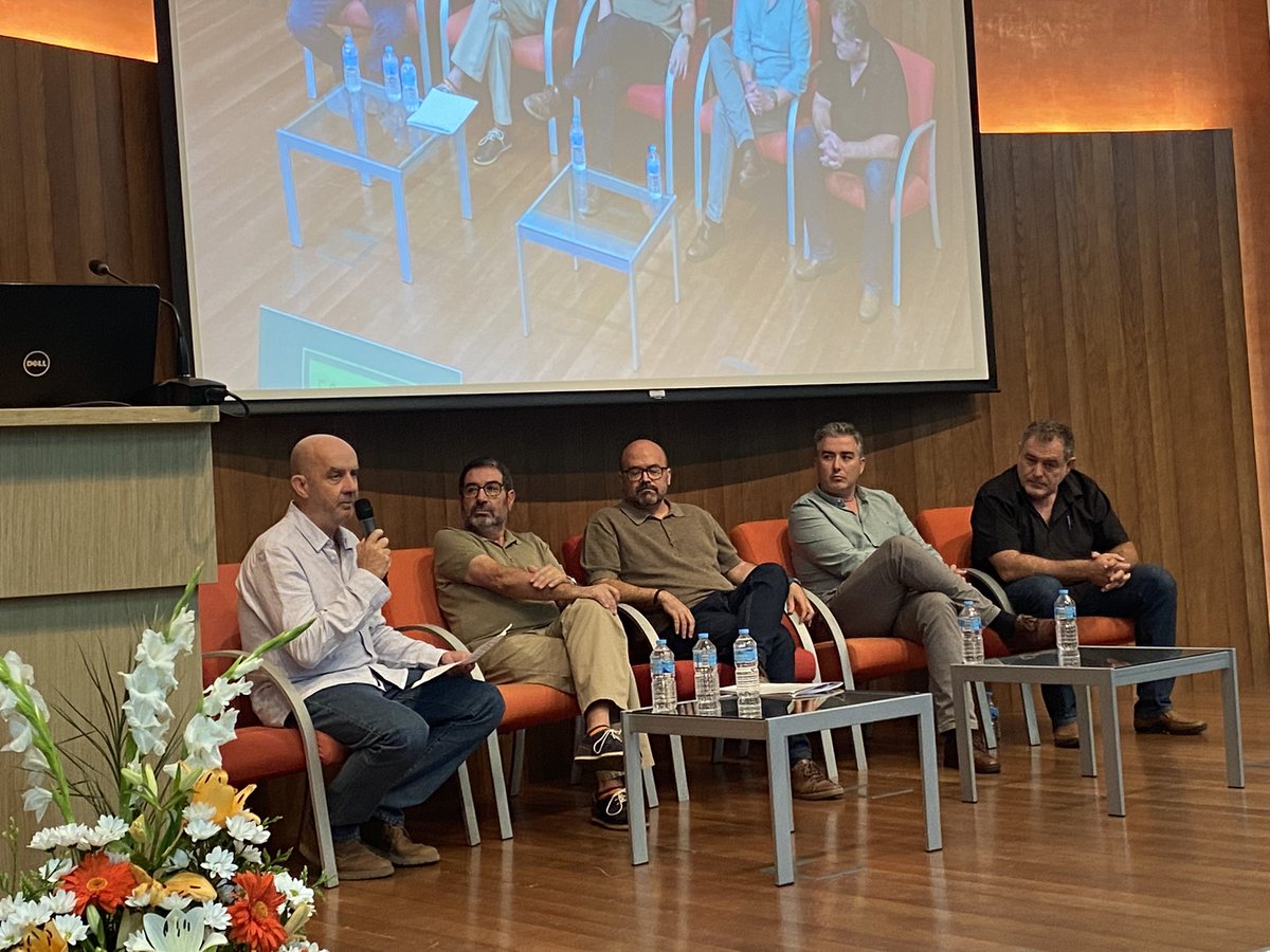 #jornadaTDAH 2023 Llega el
Momento de la experiencia de equipos locales de coordinación de #TDAH ya constituidos con Alfonso Montilla, José Segovia, Pedro Vega, Juan Francisco Luna <a href="/saludand/">Consejería de Sanidad, Presidencia y Emergencias</a> <a href="/EducaAnd/">Consejería Desarrollo Educativo y FP</a> <a href="/IgualdadAND/">Inclusión Social, Juventud, Familias e Igualdad</a> <a href="/EASPsalud/">Escuela Andaluza SP</a> <a href="/maestro_baron/">Juan Carlos Maestro Barón</a>