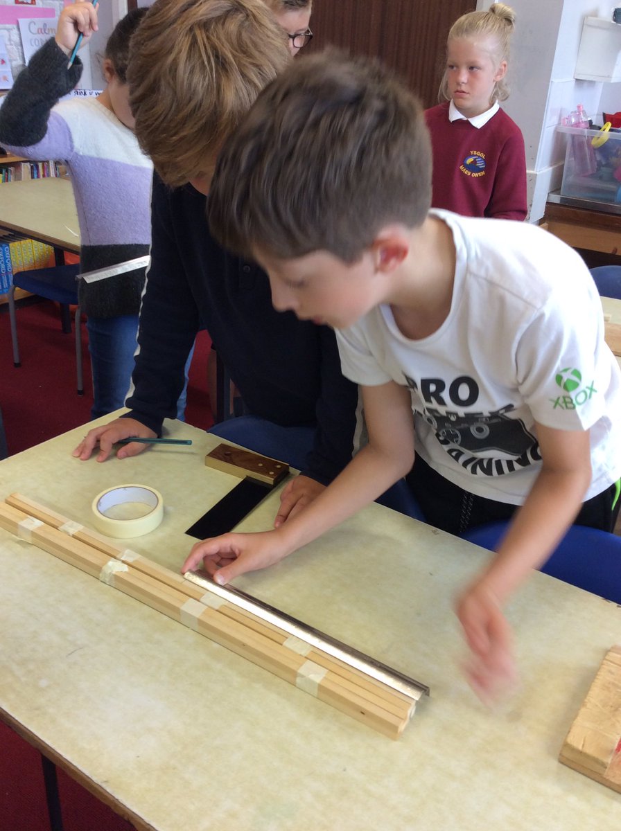 MaesOwen's tweet image. Dosbarth Miss Blears have been busy being architects building the classrooms for our new school! #HandsOn #EnjoyLearning