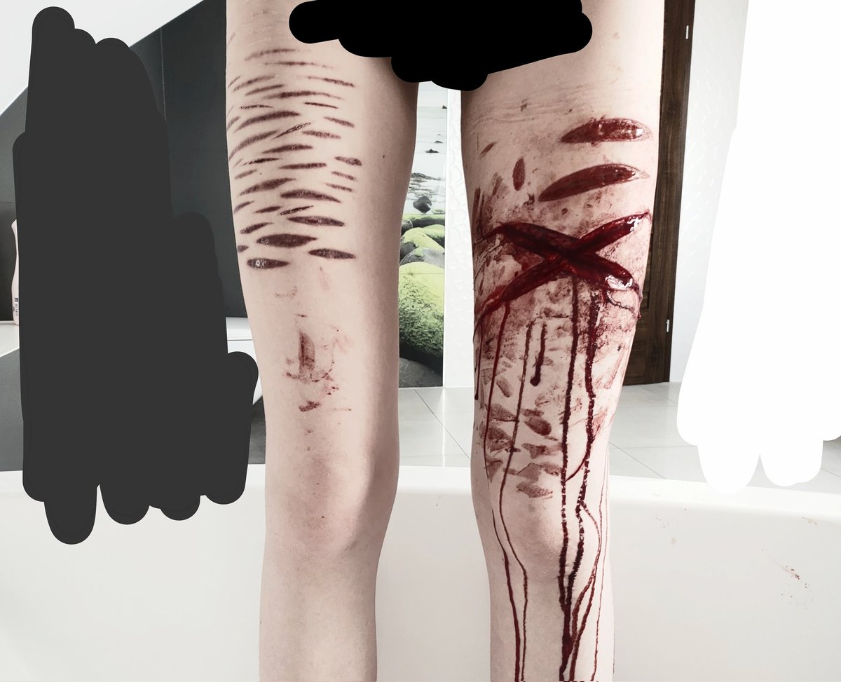 shtwt 988twt 
fake sfx makeup