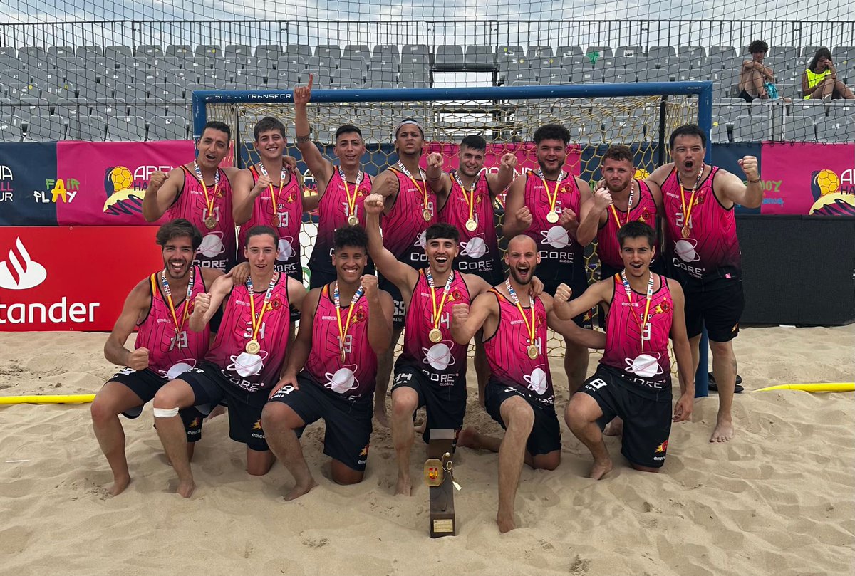 <a href="/BMGetasur/">Balonmano Getasur</a> y <a href="/CBPlayaParla/">Galobank CBP Parla</a> ¡CAMPEONES DE ESPAÑA!

El Senior A del CB Parla se proclamó campeón de la #CopaDeEspaña🇪🇸 tras ganar la final a <a href="/bmplayabarbate/">Salazones Herpac BMP Barbate</a>.

El equipo juvenil femenino de Getasur se proclamó campeón tras imponerse en una emocionante final al Nicosur Las Peris.