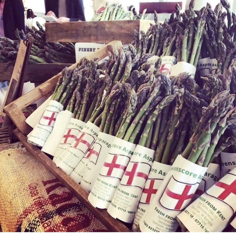 Foodari's tweet image. Summer solstice is fast approaching, which means the end of the asparagus season is imminent!

Make sure you make the most of this iconic Kentish produce on your menus while you can! 

#foodies #passion #extramile #foodari #notyourordinary @producedinkent