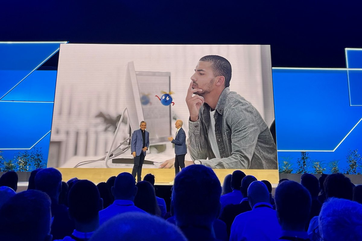 Our Co-CEO @RobertEnslin took the stage alongside @ScottROfficial at #SAPSapphire Barcelona to share how UiPath enables businesses to use their existing systems + apps & still accelerate #DigitalTransformation without changing their SAP ecosystem. #automation