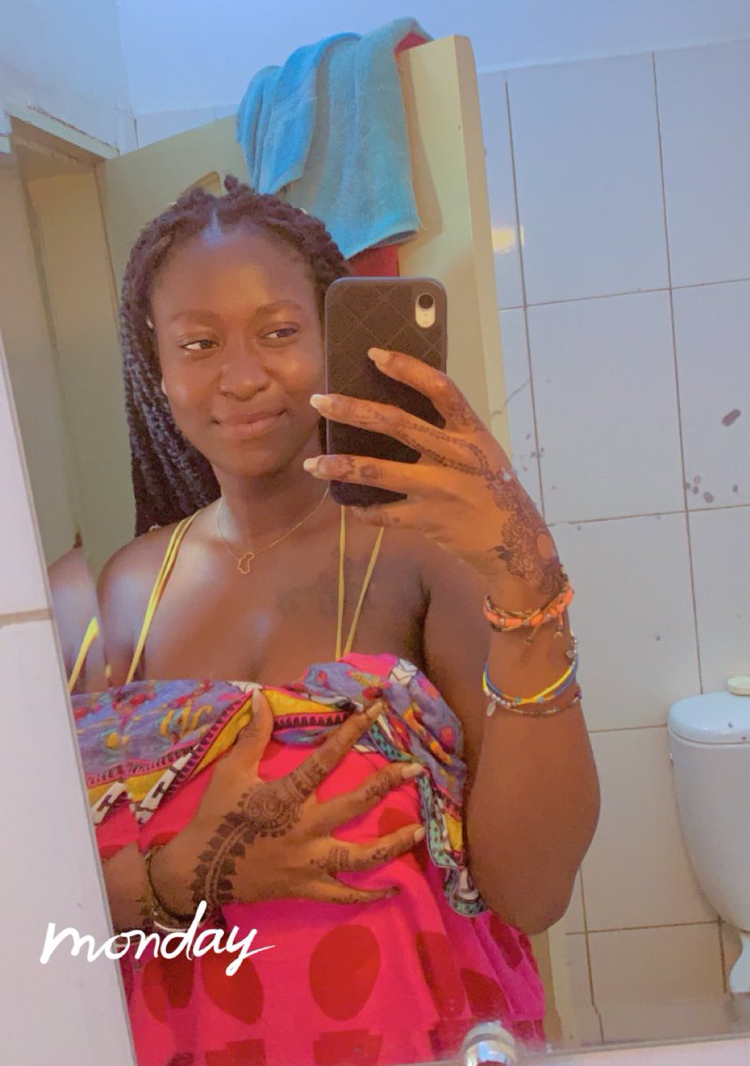 dash_leila's tweet image. Je trouve que les Lundis me vont bien☺️. Et vous qu’en pensez vous?😌❤️