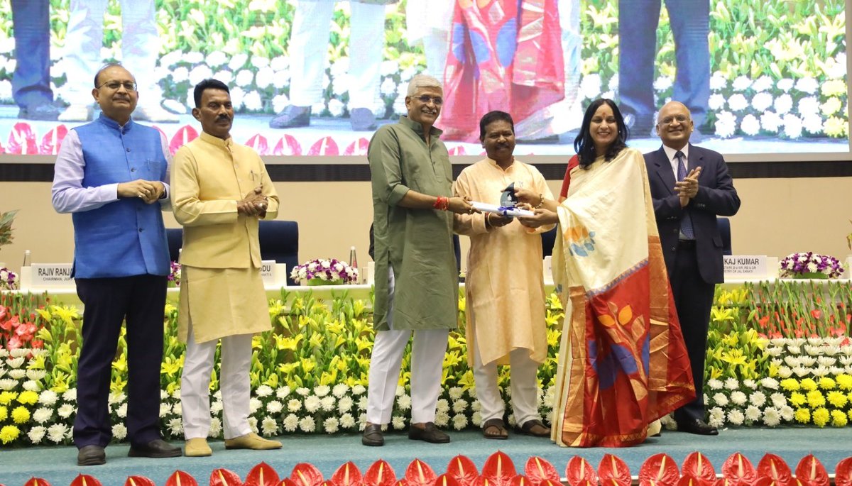 Congratulations to Government Senior Secondary School (GSSS), Baori, Rajasthan,for securing the third prize in the Best School category at the 4th #NationalWaterAwards