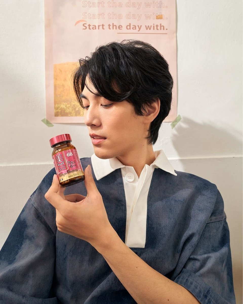 SamYuAye's tweet photo. เค้าโปรโมทจริงๆด้วยอ่ะ
😁😁ฉันคิดว่าเขาไม่ยอมกิน
Crd .sam_spexial
#LinZiHong
#ChocolaBB
#ChocolaBBCollagenPremium https://t.co/6h9lONfg6e