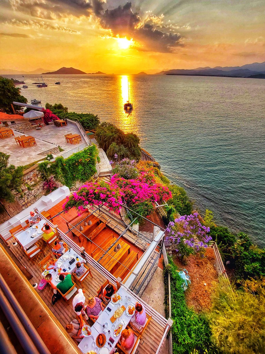 AdaSovalye's tweet photo. Ada Restaurant Sovalye Adasinda https://t.co/eEV76NwUFE