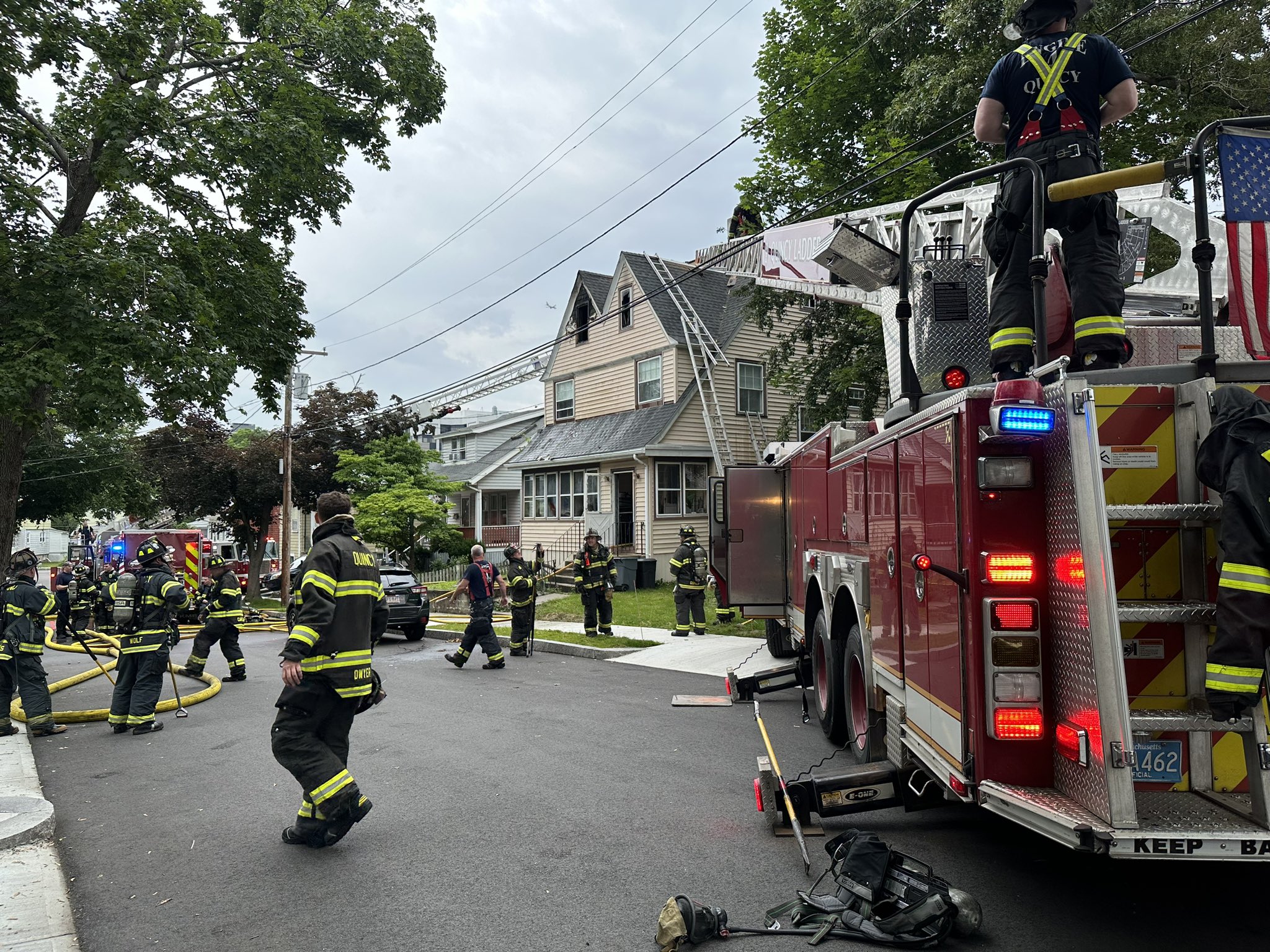 Live Boston on Twitter "🔥2ND ALARM🔥 Quincy, MA Firefighters are on