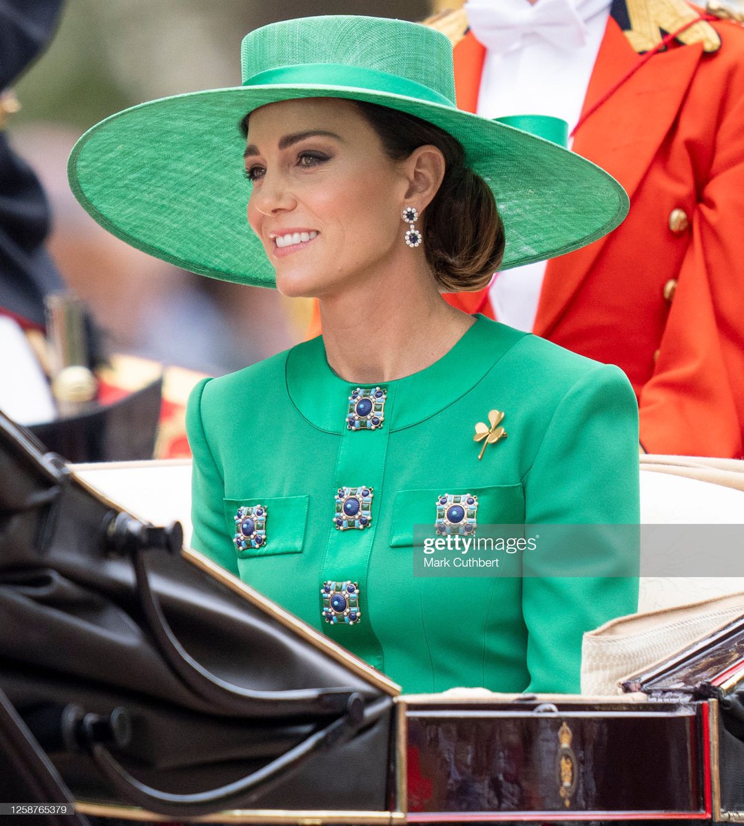 She really is quite breathtaking.
#PrincessCatherine #PrincessOfWales #TroopingtheColour #IrishGuards