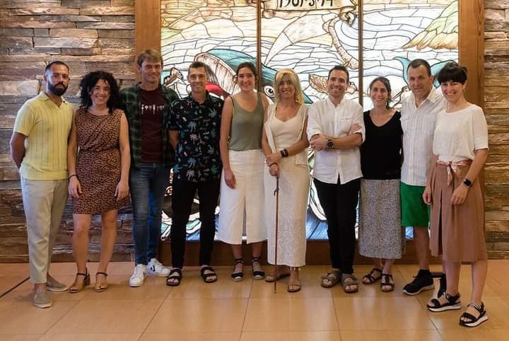 Pozez eta hunkituta! 
Gaur jaso dudan aginte makil hau ilusioaren zurez egingo dugu, maitasunezko eskuz landu, giza balorez apaindu eta duintasunez erabili.
Zuekin eta zuentzat, eskerrik asko Orio!
#egingodugu#MaiteduzunOrio