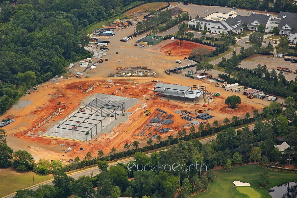 Another look at Global Broadcast Villages’ new, state-of-the-art neighbors🛩️📸😎

#TheMasters #Masters2024

(📸©03JUN2023 EurekaEarth)

#EurekaEarth #NotDrone #LoveAugusta