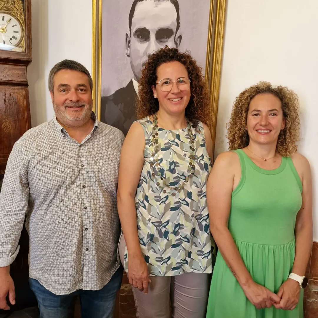 MESperAlgaida's tweet photo. Margalida Puigserver, Joan Mas i Coloma Mas són els nostres nous regidors a l'Ajuntament. Celebram que podem fer feina pel municipi i agraïm als votants que ho han fet possible. Sabem que  fareu feina des de l'oposició amb fermesa i responsabilitat. Sort i encerts! https://t.co/aW5LHHiE0n