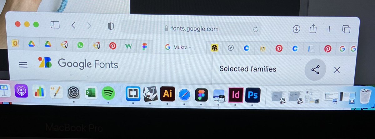 Samaelbadrawy's tweet photo. Making my laptop suffer with me w taka w haysebely🥰 https://t.co/k6tyWR32OR