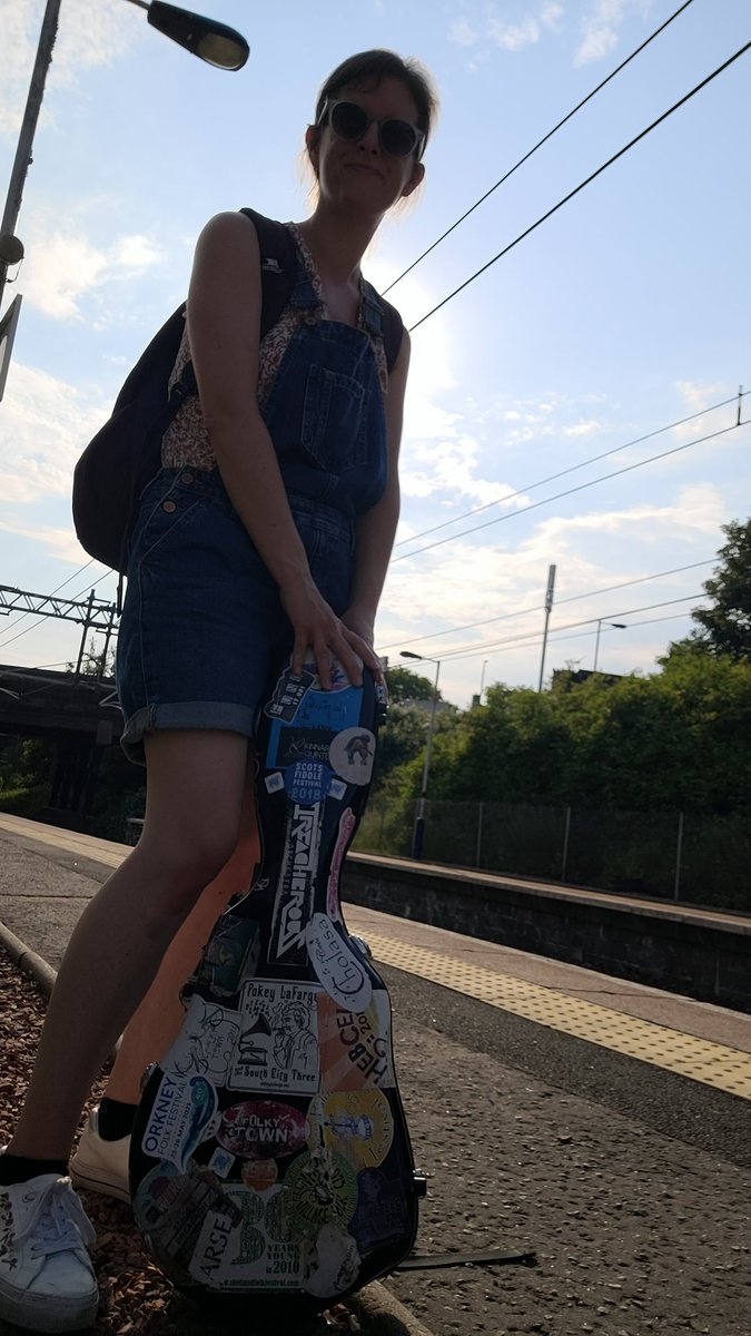 Aberdeen bound ready to teach a mandolin workshop for <a href="/ScotCultTrad/">SC&T</a> at The King's Pavillion tomorrow. Its my first workshop in some time and I'm really looking forward to seeing everyone!  More info at scottishculture.org/workshops/mand…