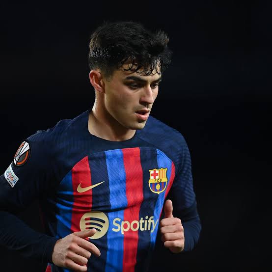 muhadeku's tweet photo. @eizfa_ @darzzz8 @Eajjyp @barcastuff_idn Di jersey lama bisa pake warna selain putih https://t.co/7UUUbVSKhA