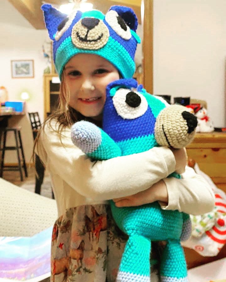 Throwback photo; excited that my friend just asked me to make the owl from the show #bluey to go with the other toy I made her daughter almost a year ago 

#crochet #amigurumi #blueyfanart #crochettoy #giftsforkids #handmade #toys #handmadegift #handmadetoy #gift #kidsshows