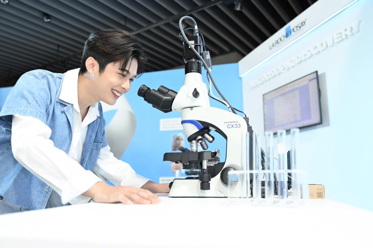 burapa_golf's tweet image. 🦠เจาะลึกเรื่องราวของศาสตร์แห่งไบโครไบโอม เมื่อผิวของเรามีสมดุลแบคทีเรียบนผิวที่ดี ก็จะทำให้ผิวของเราสุขภาพดี ลดโอกาสในการเกิดโรคผิวหนังต่างๆ เช่น สิว ผิวหนังอักเสบ หรือลดโอกาสในการเกิดแผลเป็นได้

#LaRochePosayTH #MicrobiomeScience 
#burapa_golf