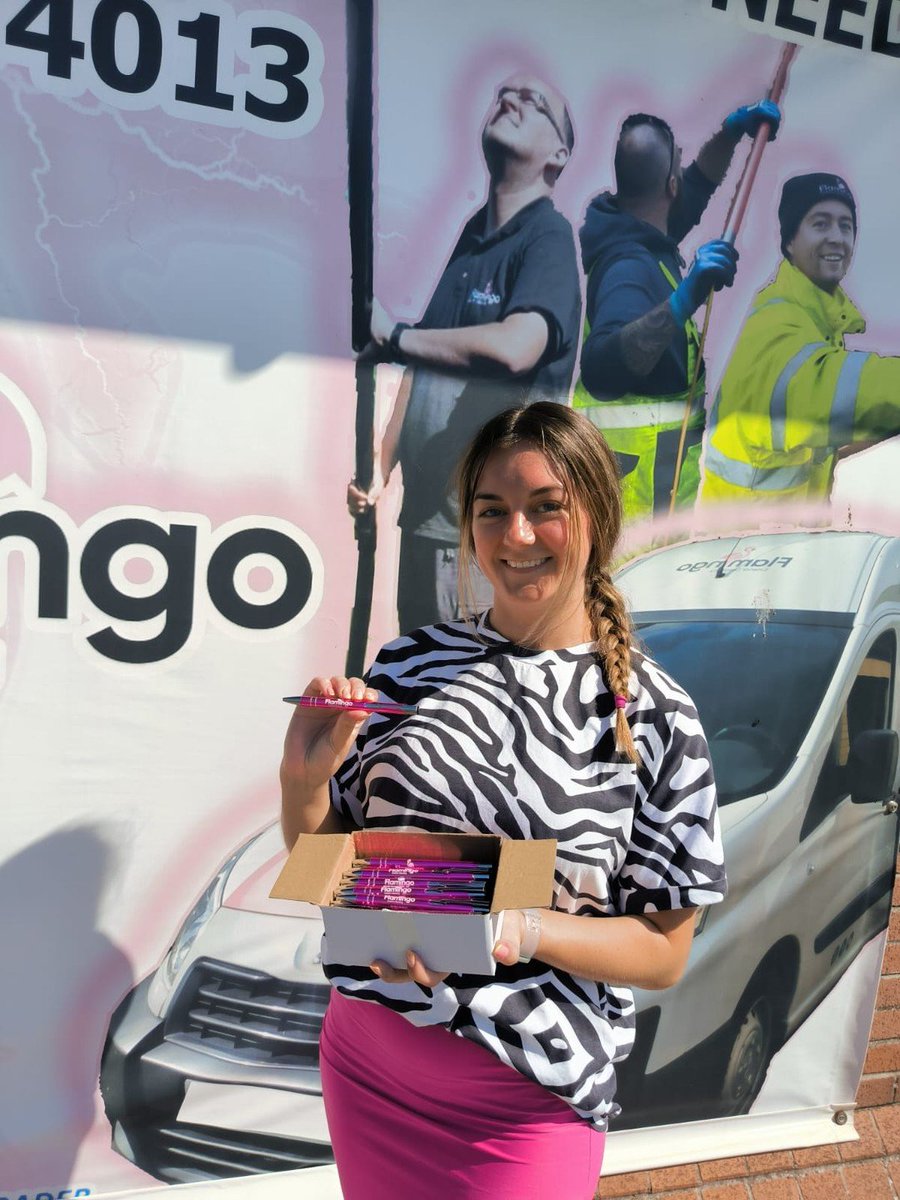 hotline_co_uk's tweet photo. We absolutely love seeing our customers proudly displaying their branded merchandise! We're incredibly proud of all our customers, and we want to give a huge shout out to @FlamingoEC for sharing their amazing story with us.
#promotionalproducts #cleaningservices #brandedpens https://t.co/VLET0RDZRt