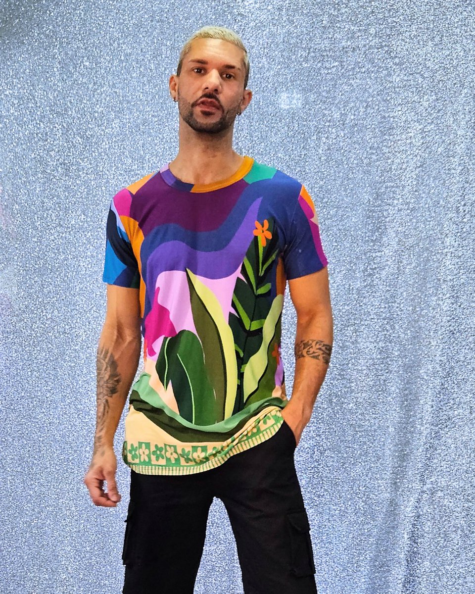 Rofermoda's tweet image. 🌿🌟 A vida é muito curta para usar camisas sem graça! 🌟🌿

Apresentamos nossa nova camisa em viscolycra estampada com folhagem, que vai trazer mais alegria para o seu guarda-roupa.