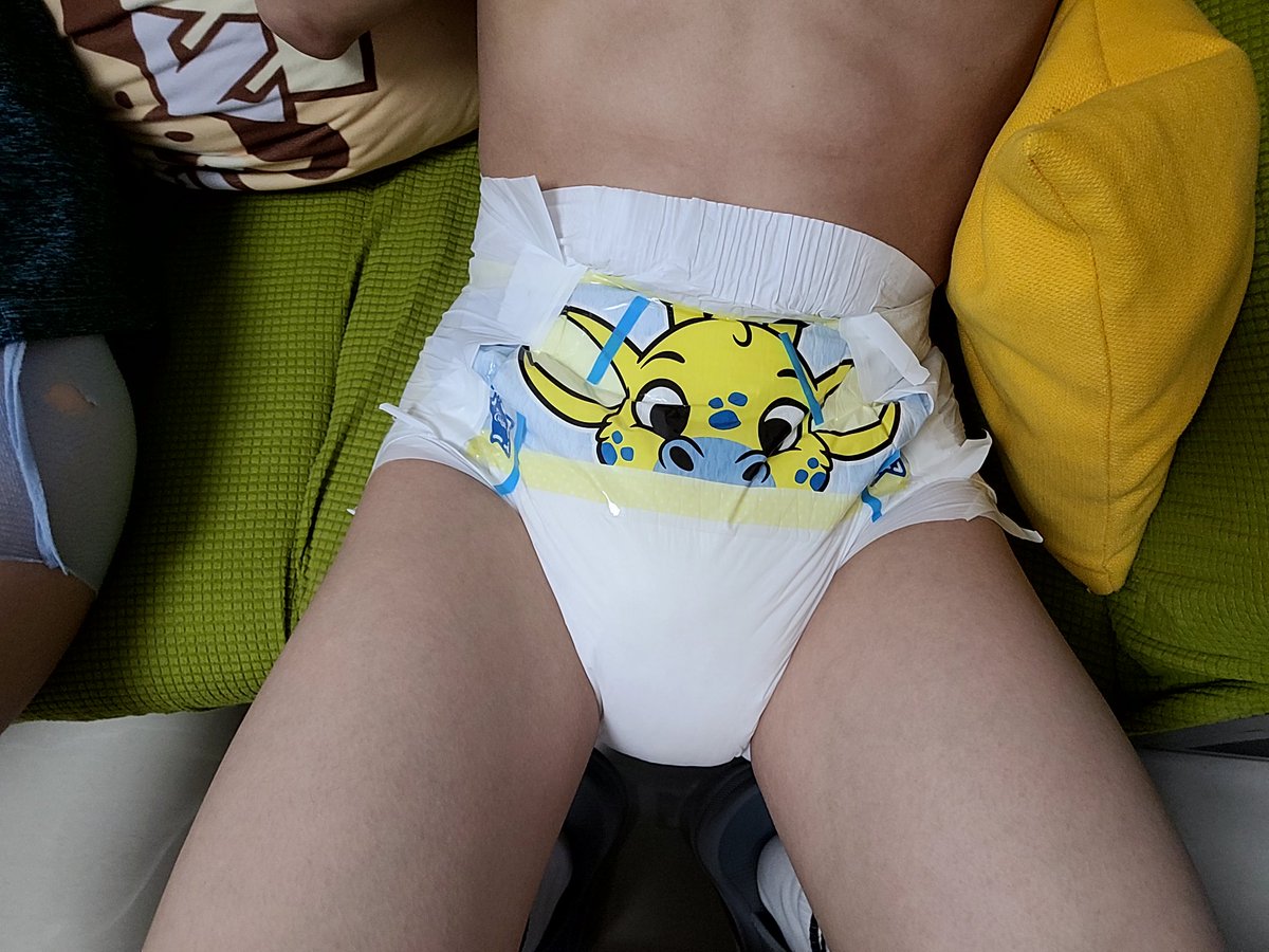 ⚠️diaper⚠️
⚠️尿布注意⚠️

吸满了好舒服///