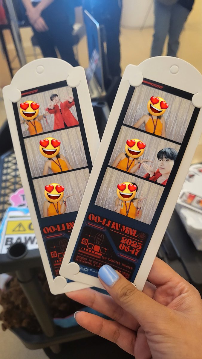 BlueHeartPh's tweet photo. Come visit 32e Studio at the 2nd Floor of NFT lobby. 🧡💙

#32eStudioForMoodz https://t.co/uDRhPrLpBR