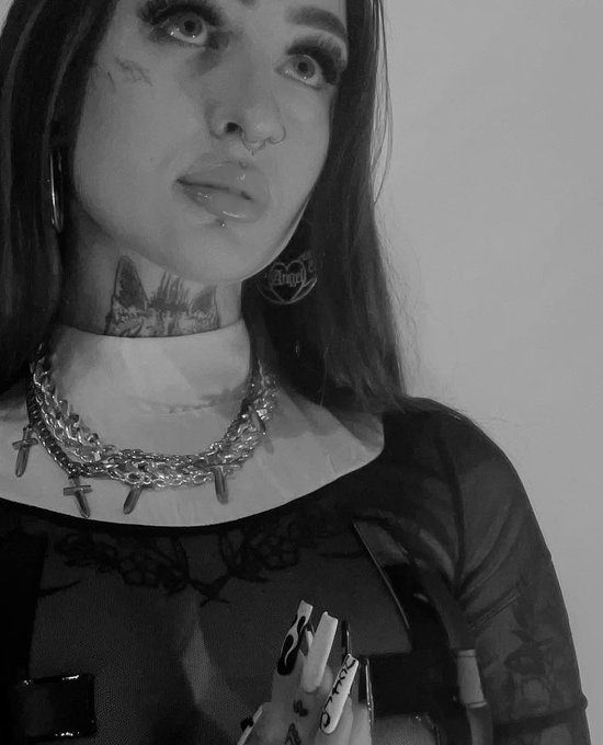 forgive me father https://t.co/JwOoBS4Jxg