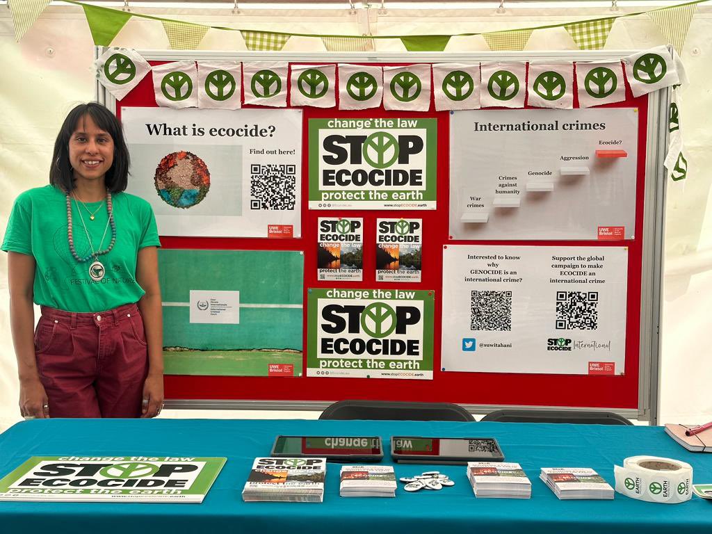 WHAT IS ECOCIDE? Come find out this weekend at the <a href="/FestofNature/">Festival of Nature</a>’s Wild Weekend (17/18 June, 10am-6pm), where I will be hosting <a href="/glartique/">ashley phillips #ArtForEcocideLaw</a>‘s art installation project on reverse graffiti with <a href="/EcocideLaw/">Stop Ecocide International</a> on the importance of recognising ecocide as an international crime.