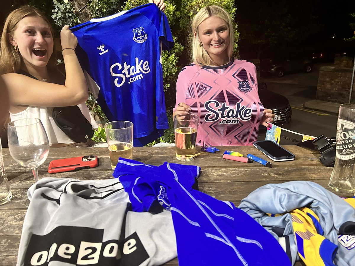 Coming home from a night out with 5 Everton shirts after our American guests asked a guy in the pub about the one he was wearing because she wanted to get one for her dad. He gives her the shirt off his back and 4 more. 
This shit only happens on Merseyside #coyb <a href="/Everton/">Everton</a>
