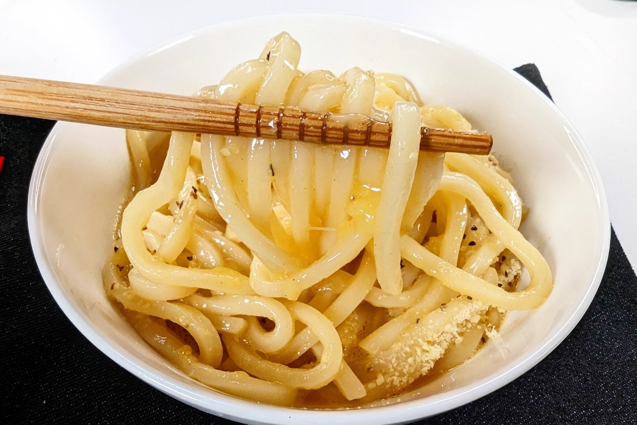 疲れた日でも作れちゃう？！作り方がとっても簡単で、さっと手早く作ることが出来そうな「うどん」レシピ！