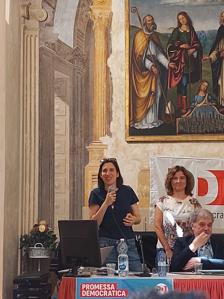 davide_ranalli's tweet photo. Grazie @ellyesse per il tuo contributo al nostro convegno #ritornoalfuturo. @giannicuperlo https://t.co/s92WTVMV8T