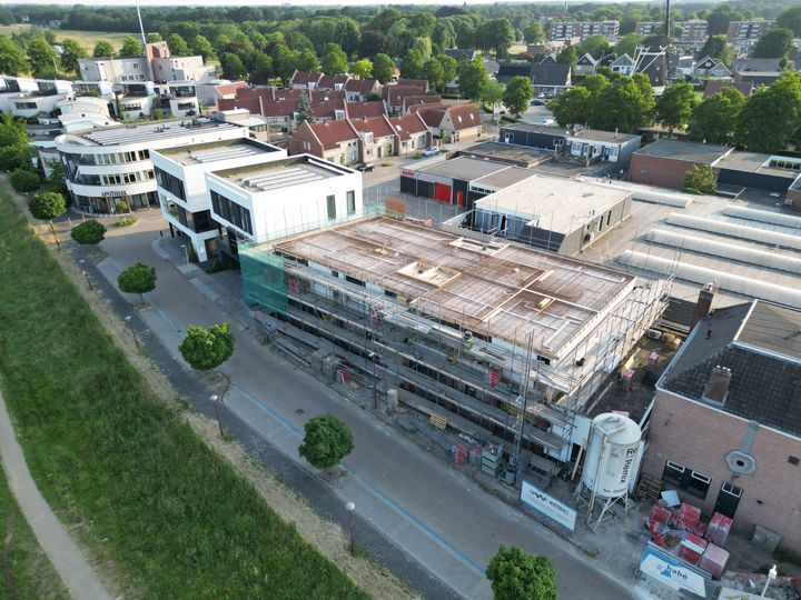UPDATE (DEEL 1):
Voor het appartementencomplex in Hardenberg hebben we een aantal dronebeelden gemaakt. 

Heeft u ook bouwplannen? Neem eens een kijkje op aannemersbedrijf-hoek.nl

#vakmanschap #bouwendnederland #bouwenaandetoekomst #bouwproject #bouwbedrijf #bouwen #hardenberg