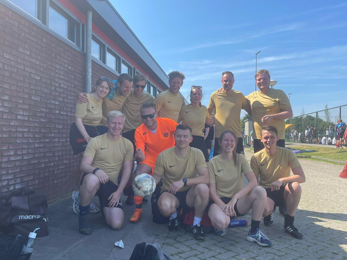 xgabrriella's tweet photo. Vriendenteam toernooitje 🥳 @Mister_Ramon #roda46 #reusvanleus https://t.co/T51TAHL2Ag
