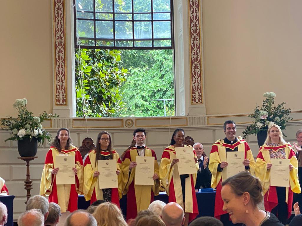 Lorna Carson tweet media