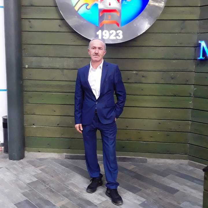 Bakıyorum bazıları hep sexi cümleler 
Ve sexi fotolar atıyor ama gerçeğe gelince de ya engeliyorlar yada biz sanalcigiz diyorlar yok gercekden dürüst kimse sex yapacak