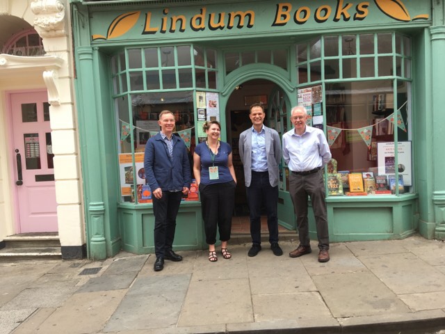 Delighted to be visited at the start of #IndieBookshopWeek by @RhonddaBryant @Hamish4Lincs and @lincolncouncil Cllr Donald Nannestad.
Got the opportunity to raise current issues and the community benefit of independent bookshops.
@BAbooksellers