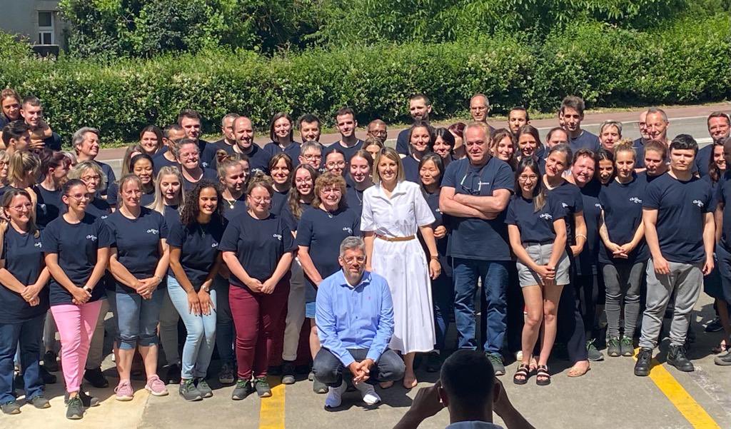 Andréa Brouille (@andreabrouille) on Twitter photo 🏭Inauguration de la nouvelle ligne de production <a href="/Broussaudtextil/">Broussaud</a> hier aux Cars. La <a href="/NvelleAquitaine/">Nouvelle-Aquitaine</a> est fière d’accompagner cette entreprise emblématique de la Haute-Vienne, du made in France et de la reconquête industrielle en territoire rural <a href="/al_rousset/">Alain Rousset</a> <a href="/SDelautrette/">Stéphane DELAUTRETTE</a> 🏭Inauguration de la nouvelle ligne de production <a href="/Broussaudtextil/">Broussaud</a> hier aux Cars. La <a href="/NvelleAquitaine/">Nouvelle-Aquitaine</a> est fière d’accompagner cette entreprise emblématique de la Haute-Vienne, du made in France et de la reconquête industrielle en territoire rural <a href="/al_rousset/">Alain Rousset</a> <a href="/SDelautrette/">Stéphane DELAUTRETTE</a>