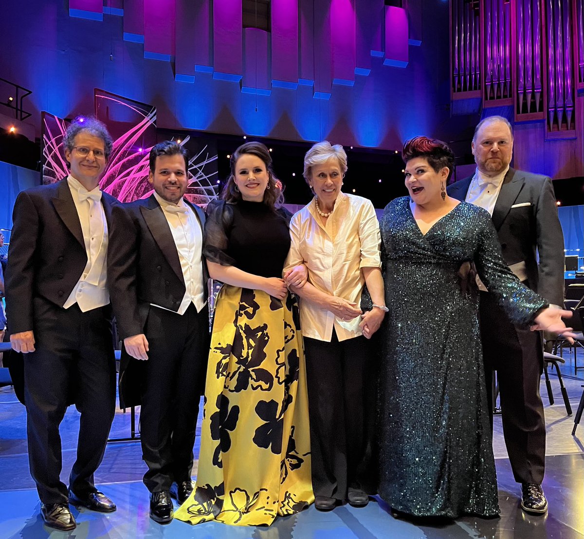 fantastic night of operatic jewels w/this gang ⁦@cardiffsinger⁩ Listen tonight at 6.30 ⁦@BBCRadio3⁩ #CardiffSinger ⁦@louisealdersop⁩ ⁦@cbjmezzo⁩ ⁦@luisgomestenor⁩ ⁦@RWoodBaritone⁩ ⁦@WNOtweet⁩ ⁦@PRmusicbridge⁩