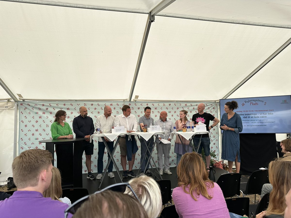 Bred enighed om behovet for et bedre indeklima i skoler og daginstitutioner i @blikroer's debat på #fmdk. Tak til alle jer der deltog i debatten – det tegner til, at handling kan være på vej. Og medlemmerne af @blikroer står klar med løsningerne 💪