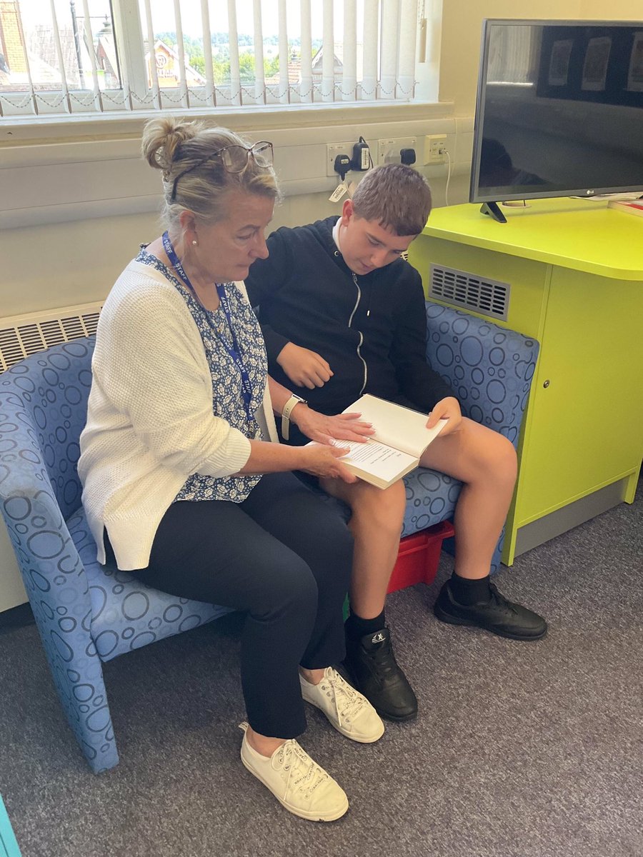 Islwyn High SRB tweet media