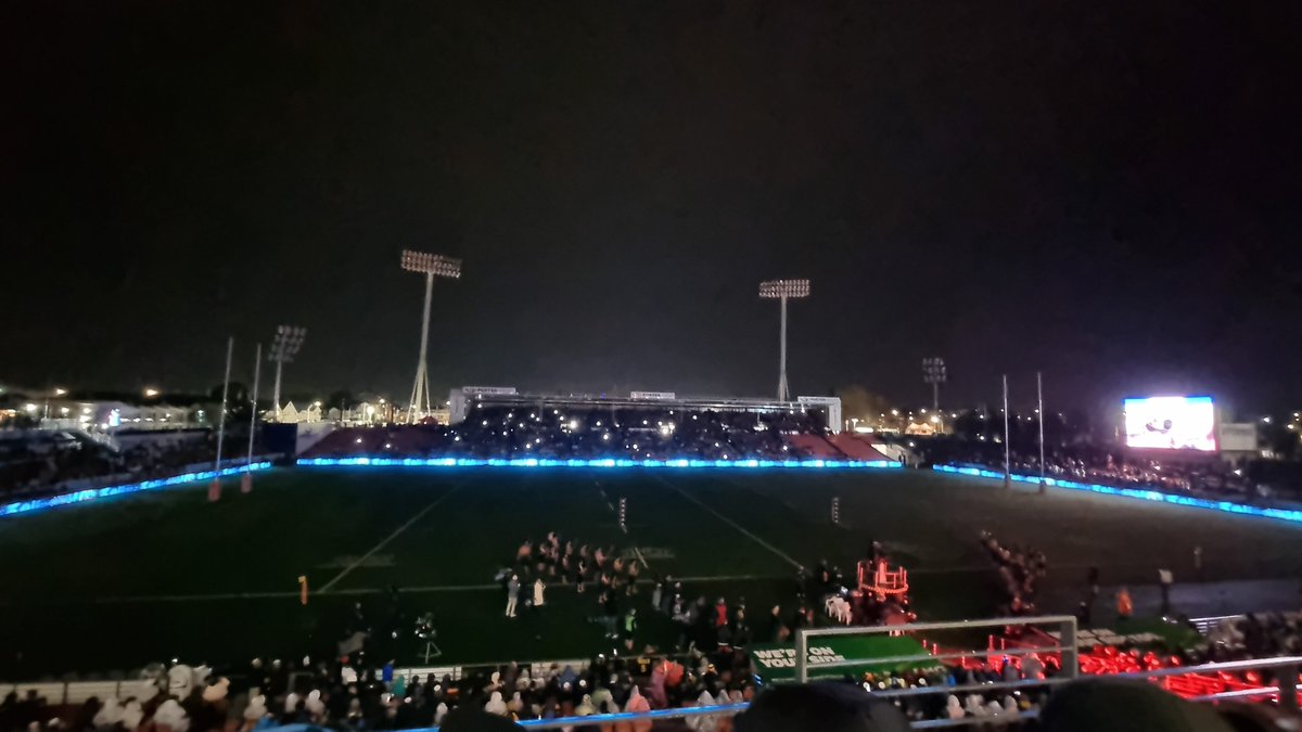 WebTaniwha's tweet image. A very impressive halftime laser light tonight @FMGStadiumWkto for the @ChiefsRugby semi-final. Thanks @tuatahinz #ngatahi #SuperRugbyPacific #lovethetron #MightyWaikato
