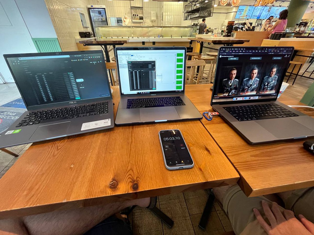 javierjrueda's tweet photo. The research on the optimal setup to make AI videos seemed a little overkill for a coffeeshop 😅

- Comparing performance on Windows vs. Mac
- Understanding EBsynth
- Generating AI video frames using A100

Can't wait to share our findings! https://t.co/fJEPmHoaGu
