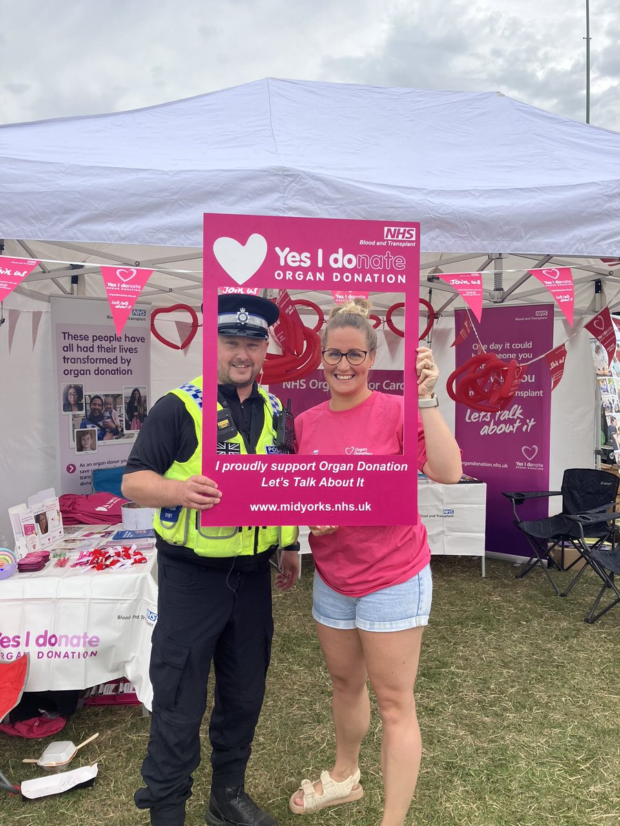 Helen Buglass (@buglasshelen) on Twitter photo Signing up to organ donor registry makes it easier for your family <a href="/ArmedForcesDay/">Armed Forces Day π¬π§</a> Signing up to organ donor registry makes it easier for your family <a href="/ArmedForcesDay/">Armed Forces Day π¬π§</a>