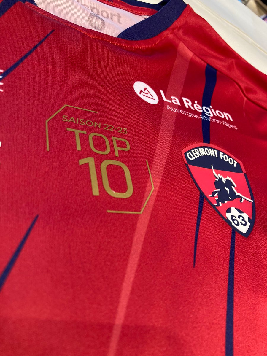 Clermont Foot 63 (@clermontfoot) on Twitter photo 🚨 𝐌𝐚𝐢𝐥𝐥𝐨𝐭 𝐜𝐨𝐥𝐥𝐞𝐜𝐭𝐨𝐫 "22-23 - TOP 10" à gagner !
1⃣ RT & Follow <a href="/ClermontFoot/">Clermont Foot 63</a>
2⃣ Ecrivez en commentaire le classement du club en fin de saison
3⃣ Fin du jeu mardi à 12h ! 🤞
🗣️ Il est également en vente à la boutique éphémère Riom Sud jusqu'au 30 juin ! 😉 🚨 𝐌𝐚𝐢𝐥𝐥𝐨𝐭 𝐜𝐨𝐥𝐥𝐞𝐜𝐭𝐨𝐫 "22-23 - TOP 10" à gagner !
1⃣ RT & Follow <a href="/ClermontFoot/">Clermont Foot 63</a>
2⃣ Ecrivez en commentaire le classement du club en fin de saison
3⃣ Fin du jeu mardi à 12h ! 🤞
🗣️ Il est également en vente à la boutique éphémère Riom Sud jusqu'au 30 juin ! 😉