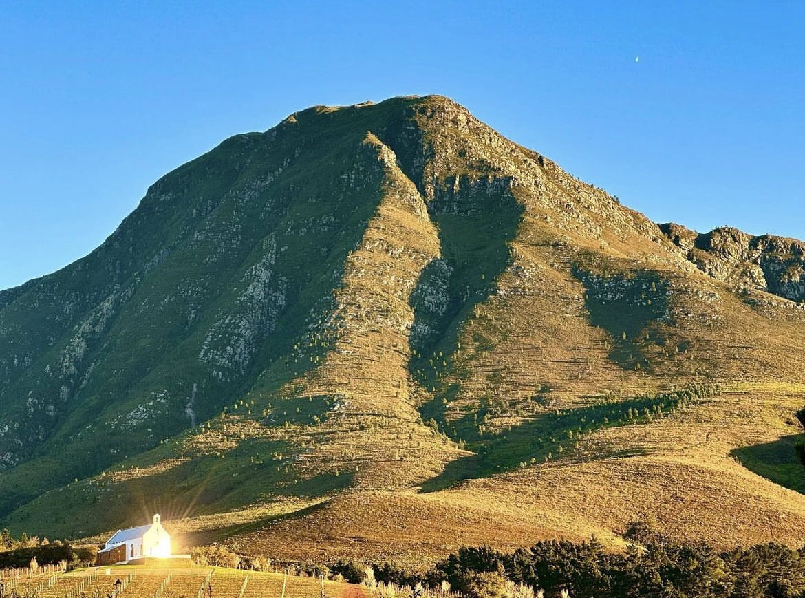 NB ATARAXIA IS CLOSED TODAY DUE TO MAINTENANCE AFTER THE STORMS.

We wish you all a safe and dry weekend!