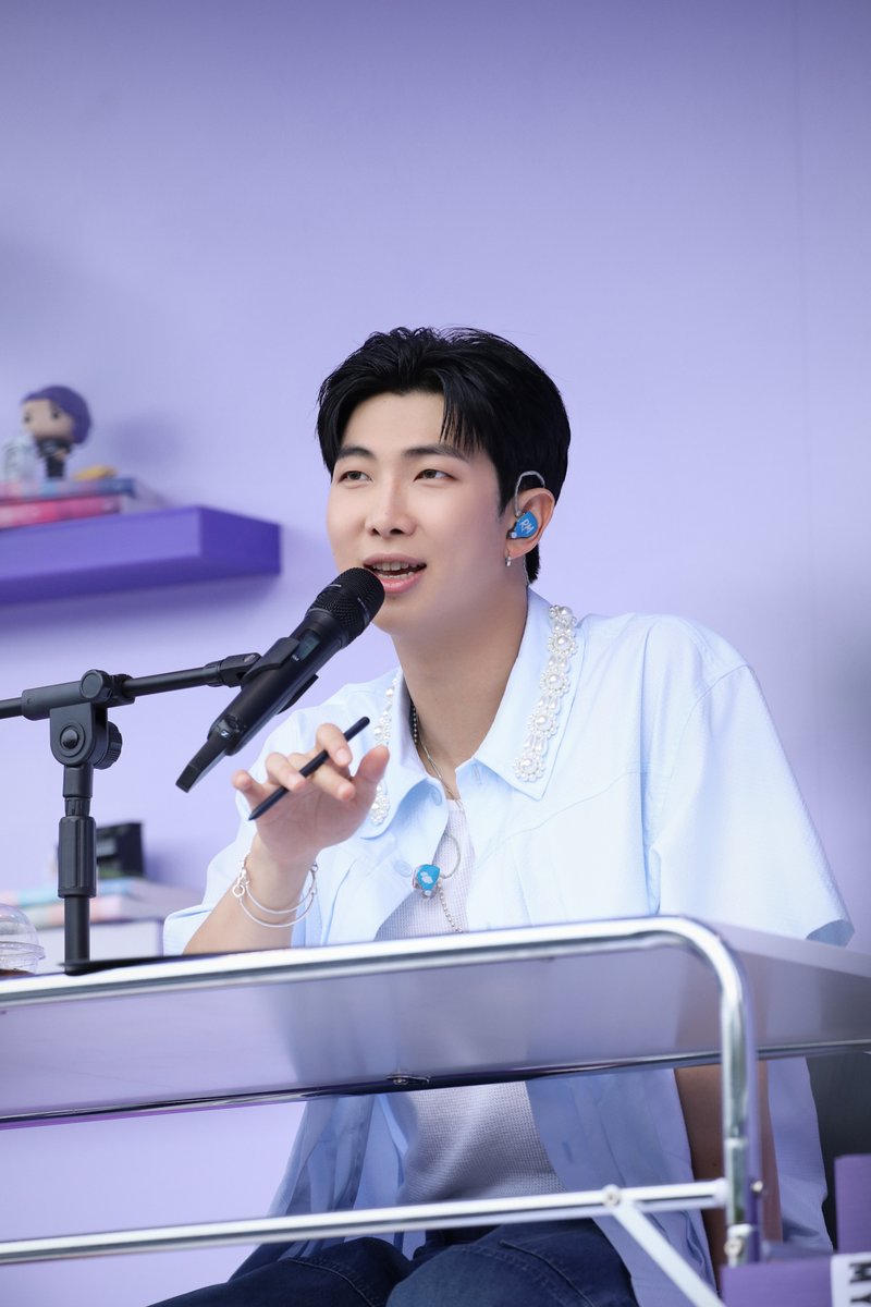 KpopHerald tweet media