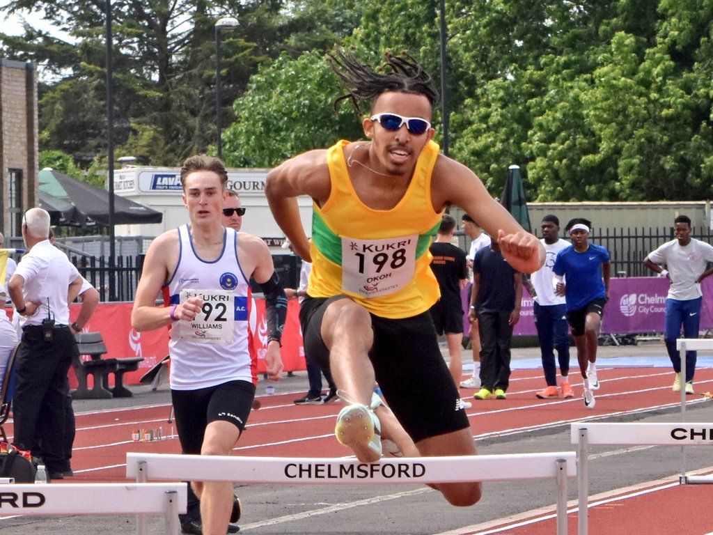 Onyeka Okoh sails into the U20 400m hurdles final with 51.90. Sam Lunt was second quickest with 52.80.
