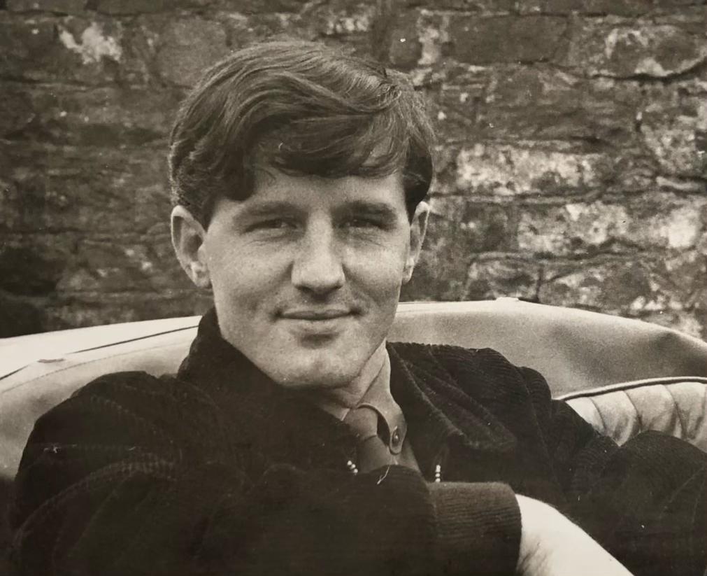 The Club was saddened to learn the passing of Max Gowman of Pentrefelin St, an active Committee Member in the 1970’s & 80’s. Our sincere condolences to all his family and friends.

In his memory, the Club will be holding a minute silence at Richmond Park before today’s game.