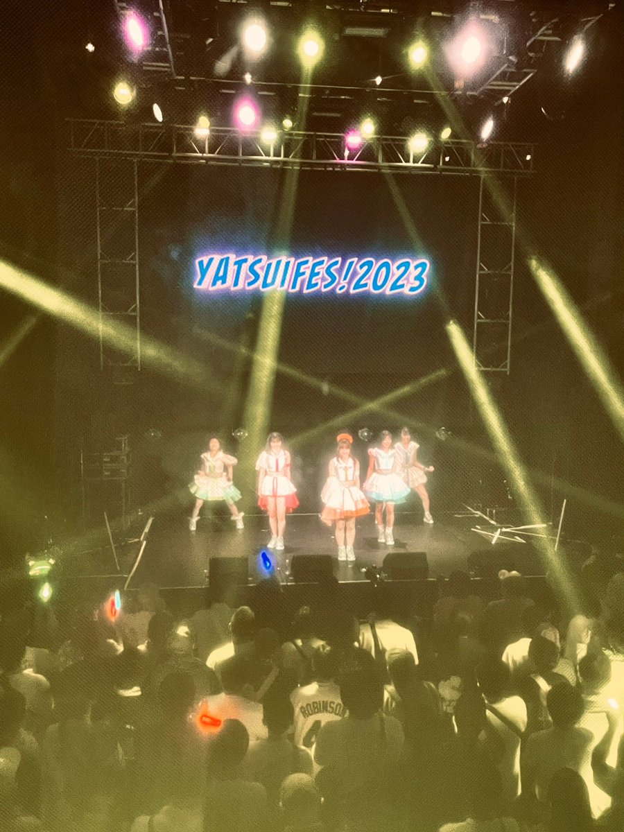 uug2official's tweet photo. #やついフェス 35分間のガッツリライブ🔥
ありがとうございました！✨

#YATSUIFES2023 
#アプガ2 #にきちゃん https://t.co/RExcSbwAJD