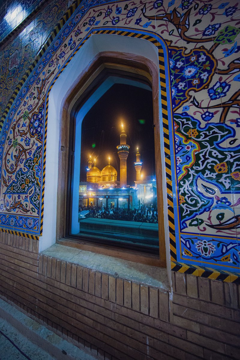 imamhussainorg's tweet photo. نبع من الهادي وغصن رطيبْ ... يُسقى من السمِّ ويقضي غريبْ
في الدار ِمحبوساً وما من طبيبْ ... يـُكوى بسمِّ الكفر ِذاكَ الفؤادْ
#الامام_الجواد
 #العتبة_الحسينية_المقدسة https://t.co/LB5h9wUUVQ