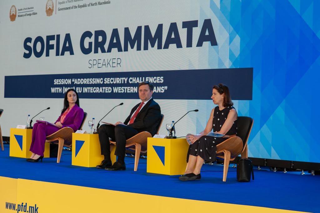 Megi Fino tweet media