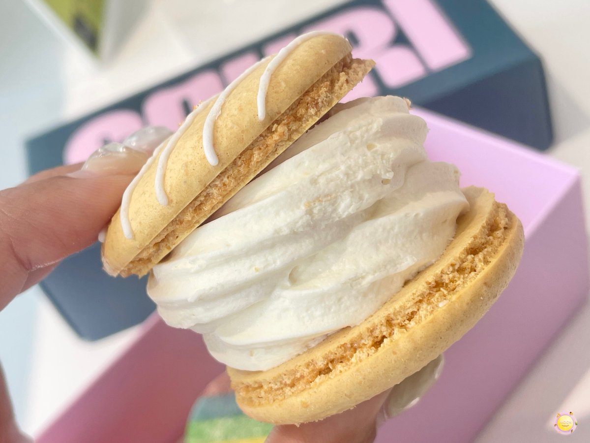 JA_quip's tweet image. 彡🌷🐰 ⋆◞ขนมร้าน  souri  นี้เขาอร่อยจริง ๆ นะ ไส้แน่นทุกอย่าง น่ารักแบบ 3,000% ด้วย ♡ᵎ เห็นแล้วมันอดใจที่จะไม่ซื้อไม่ได้จริง ๆ คือไม่มีตัวไหนหวานเกินไป ทุกอย่างลงตัว ยิ่งออกขนมมาใหม่คือโคตรอร่อยย แป้งอร่อยมากกกก ไส้นมคือหอมนัวไปหมดด 🫶🏻🐰